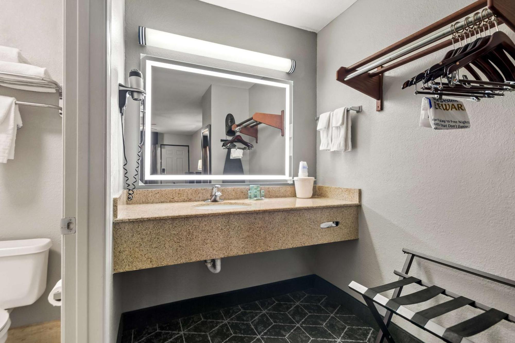 Best Western Inn Monroeville Luaran gambar